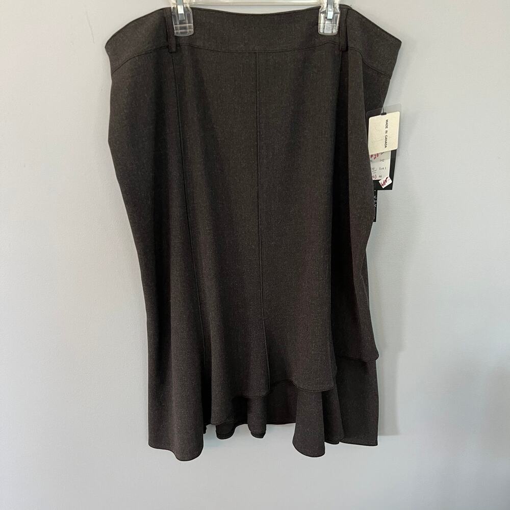 NWT Vex Collection Gray Heather Skirt w/ Ruffle Hem Women's Plus Size 16